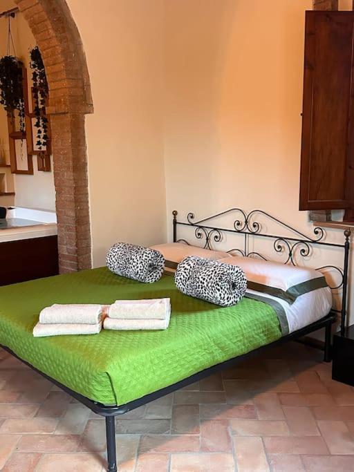 Relax Nella Jacuzzi In Toscana Colle Val D'Elsa Exterior foto