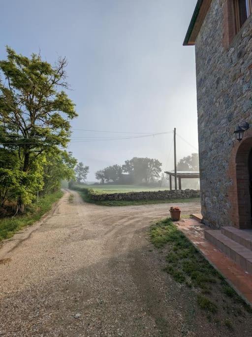 Relax Nella Jacuzzi In Toscana Colle Val D'Elsa Exterior foto